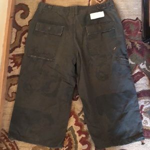 STATE PROPERTY size 40 Crop Pant Green 100%cotton Engineered For Hard Work NEW